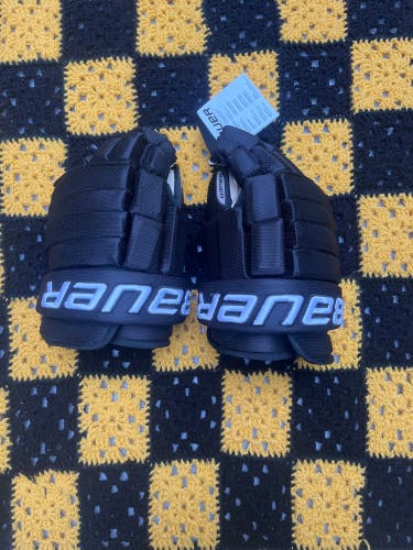 New  Bauer 13"  Vapor Pro Team Gloves