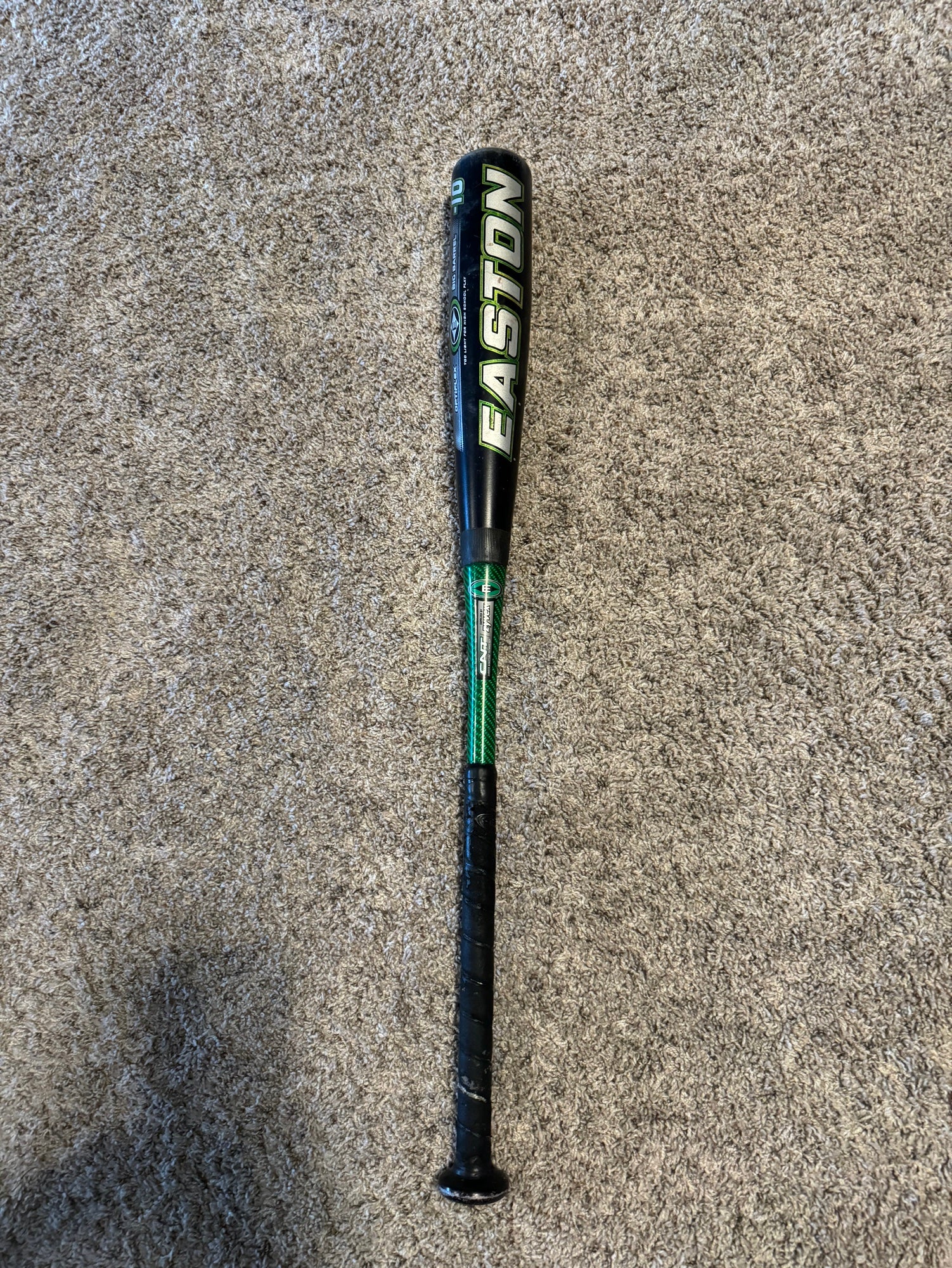 BATTE DE BASEBALL EASTON MAGNUM LITTLE LEAGUE 27 20 oz MDL LK5 2720