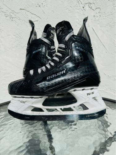 Used Senior Bauer Regular Width   Size 6 Supreme Mach Hockey Skates