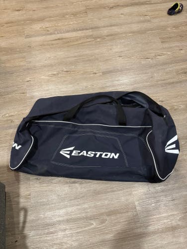 Easton duffle bag
