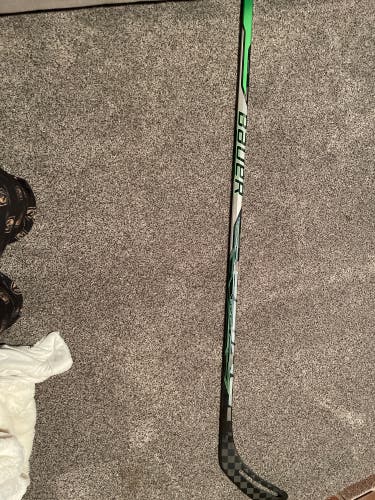 New Senior Bauer Right Handed P28  Sling Hockey Stick