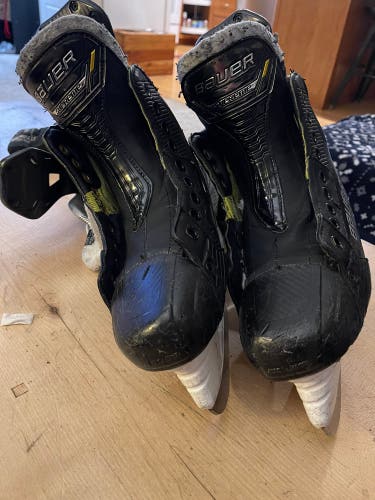 Bauer M5 Pro Hockey Skates