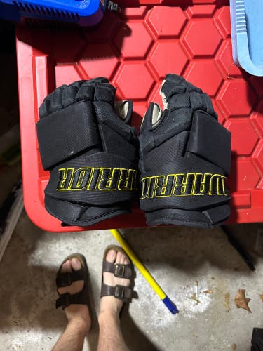 Warrior Pro Stock Hockey Gloves
