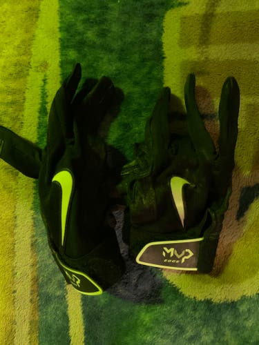 Used Small Nike MVP Edge Batting Gloves