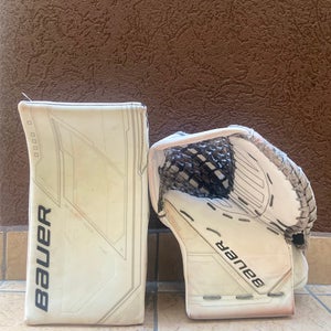*Amazing* Used Bauer Mach Goalie Glove Set