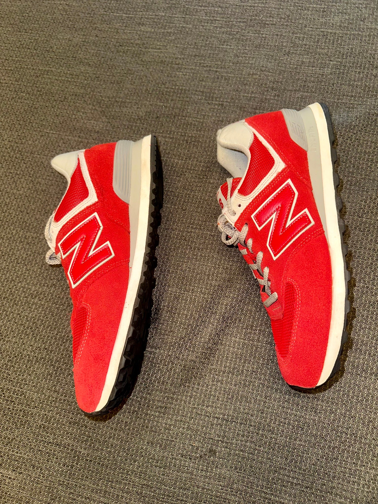 New Balance 574 Shoes ML574ERD Men s size 10.5 preowned SidelineSwap Buy and Sell on SidelineSwap