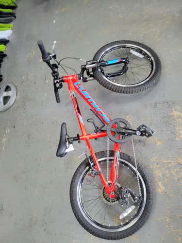 Used Schwinn Thrasher 20" Boys' Bikes