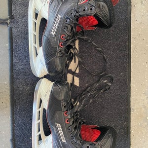 Used Intermediate Bauer Regular Width   Size 4.5 Vapor X Shift Pro Hockey Skates