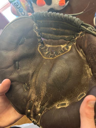 Used Catcher's 32" Cpx 1500 Baseball Glove