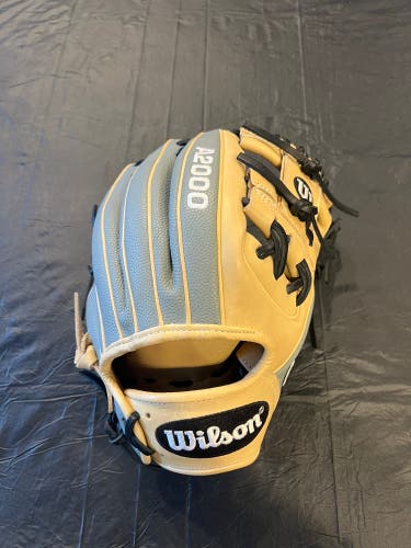 Barely Used Wilson A2000 1788 11.25” Superskin