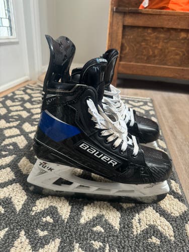 Used Senior Bauer  Pro Stock Size 6 Supreme Mach Hockey Skates