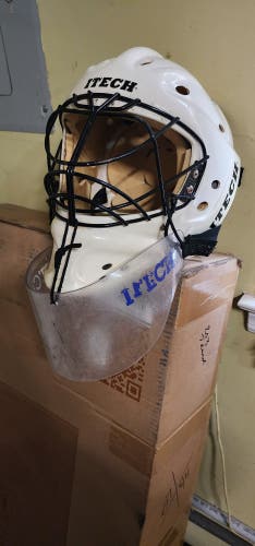Used Senior Itech Goalie Mask