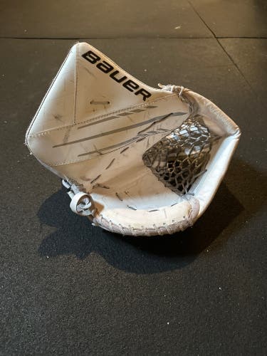Bauer 3x glove and blocker set