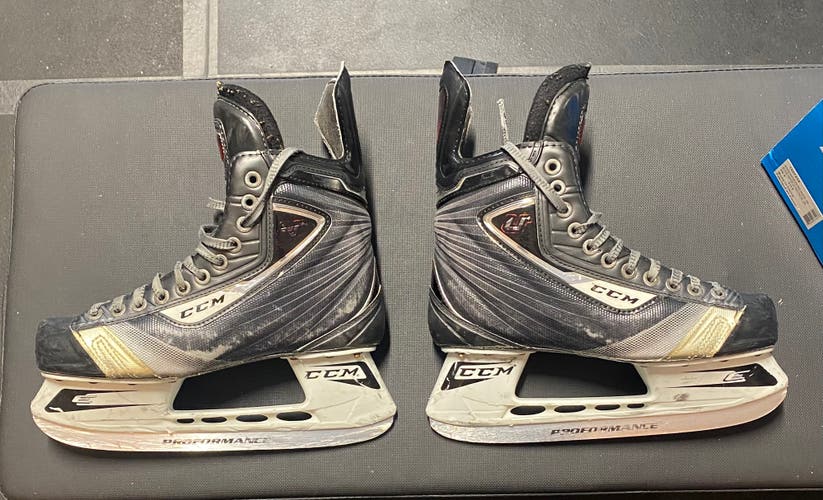 Used Senior CCM Regular Width Size 6.5 U+ Crazy Light Hockey Skates
