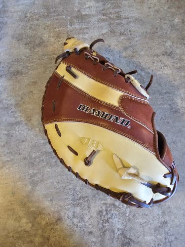 Used Right Hand Throw Diamond First Base Softball Glove 12.75"