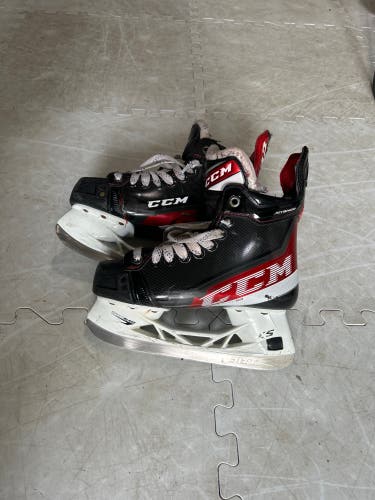 CCM Jetspeed FT4 Hockey Skates
