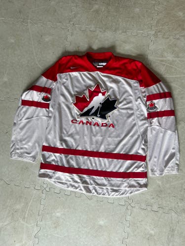 Vintage Canada Hockey Jersey
