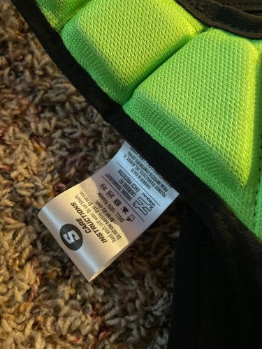 Unequal chest protector