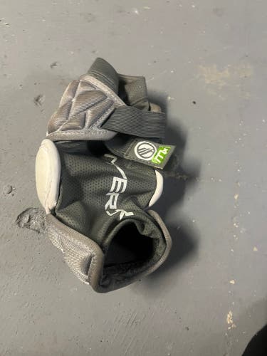 Used Adult Maverik MX Arm Pads