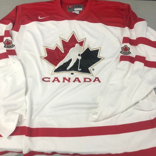 Team Canada XXL Nike game jersey