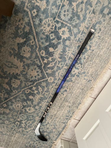 Used Junior CCM Right Handed P28  RibCor Trigger 8 Pro Hockey Stick