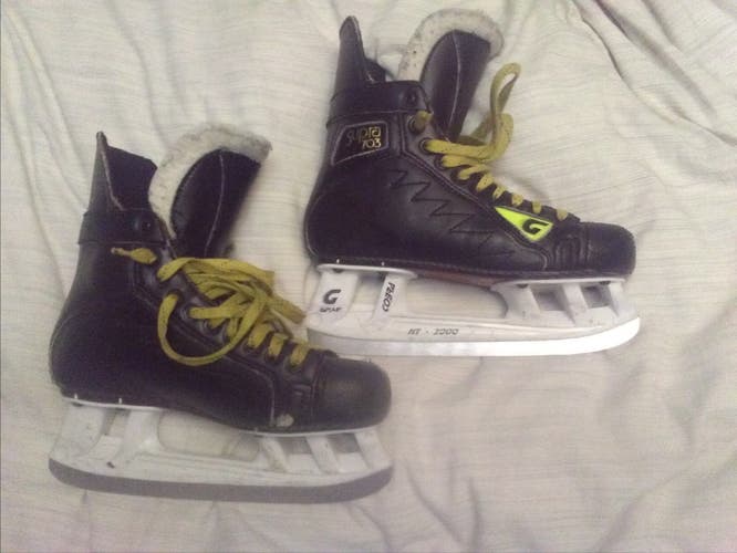 Senior Graf Supra 703 Hockey Skates Narrow Width 7.5