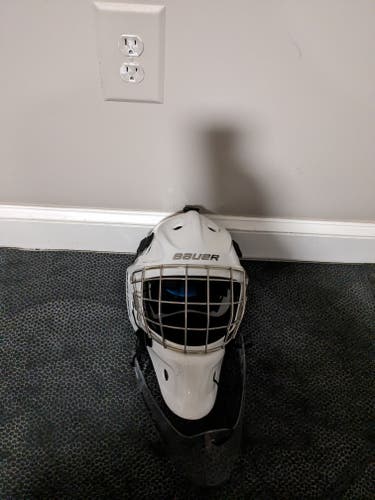 Senior Bauer NME 8 Goalie Mask