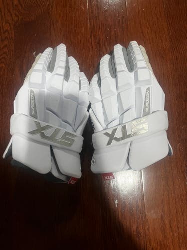 Barely Used STX Large Surgeon RZR Lacrosse Gloves