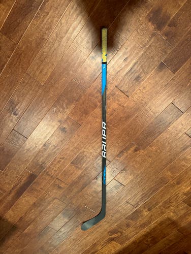 Bauer Nexus Stick