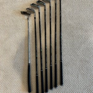 Ping Prodi G Junior Irons and Putter Set