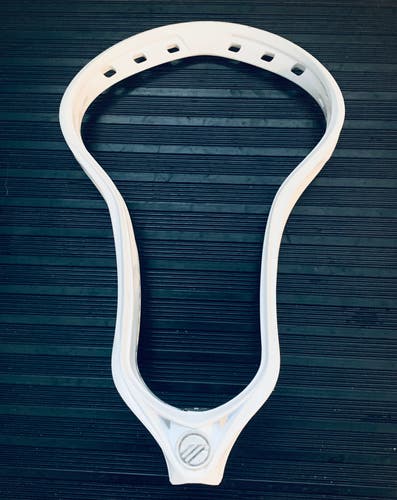 Clean Maverik Optik 3.0 White - Unstrung