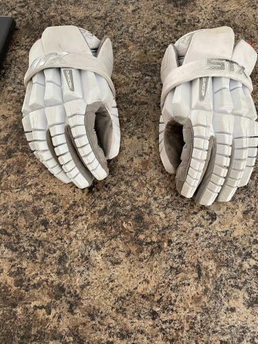 Used  STX Large Surgeon RZR2 Lacrosse Gloves