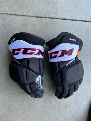 New  CCM 15" Pro Stock Jetspeed FT4 Gloves