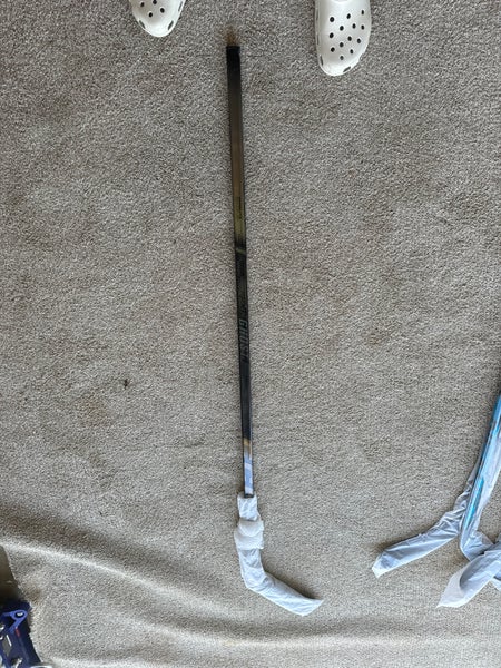 New CCM Right Handed P28 Jetspeed FT6 Pro Hockey Stick