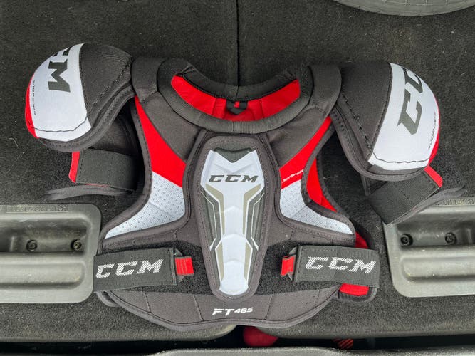 Used Small CCM Jetspeed FT485 Shoulder Pads