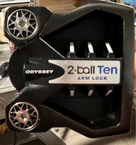 Odyssey 2 Ball Ten RH 42” Armlock Putter