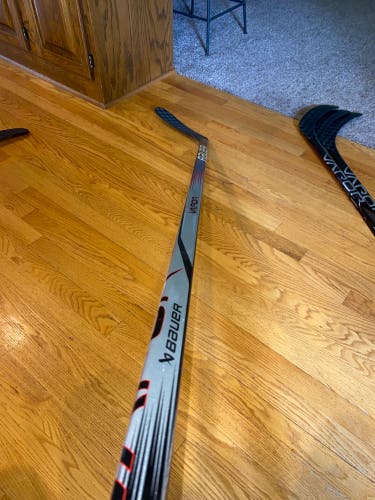 Used Senior Bauer Left Hand P92 Vapor Team Hockey Stick