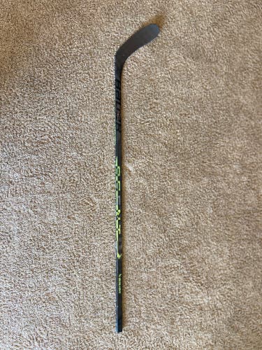 Used Intermediate Bauer Right Handed P28  Ag5nt Hockey Stick