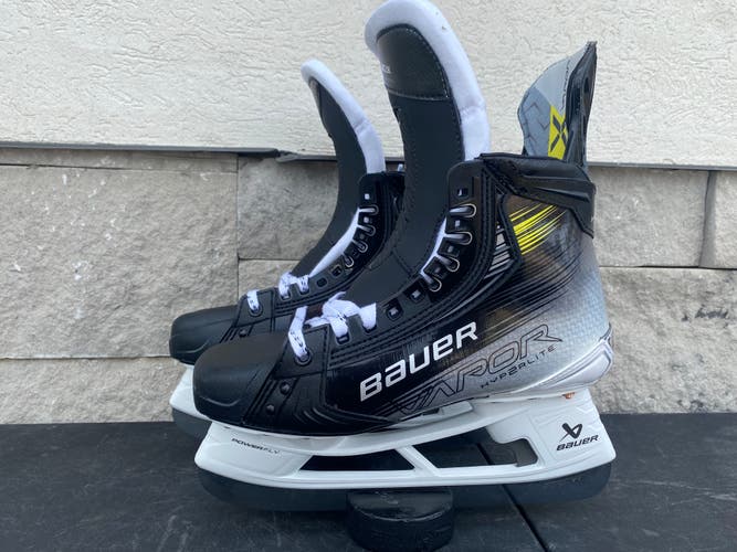Bauer Vapor Hyp2rLite Mens Pro Stock Size 8 Hockey Skates MIC 3721