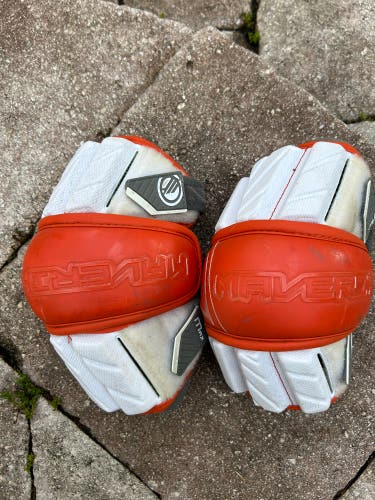 Used Adult Maverik Max Arm Pads