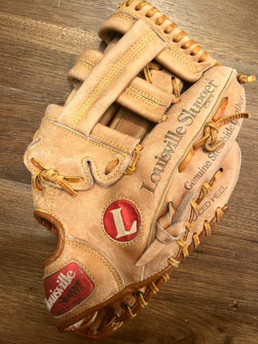 Used Louisville Slugger Outfield Baseball Glove 13"