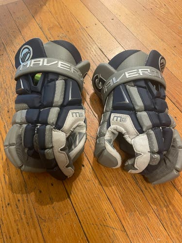 Unused Georgetown Maverik M6 Large Lacrosse Gloves