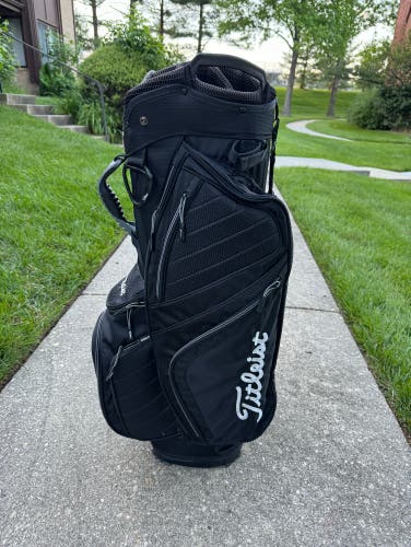 Titleist Cart 14 Cart Golf Bags