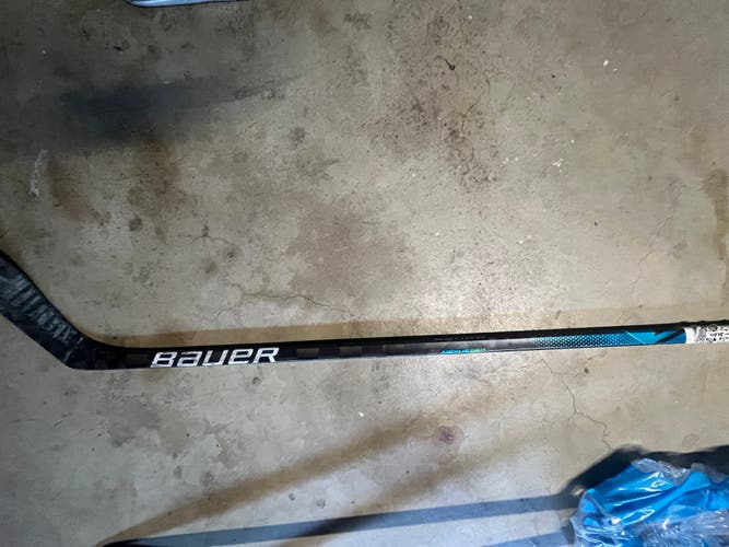 Bauer Nexus Geo Hockey Stick