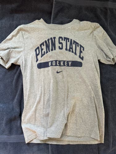 Penn state hockey T-shirt