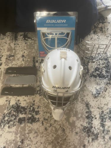 Used Senior Bauer  960 Goalie Mask