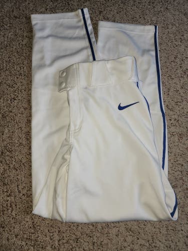 Nike NWOT XL Youth Game Pants