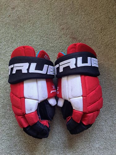 Used NJ Devils True XC9 pro Gloves 13"