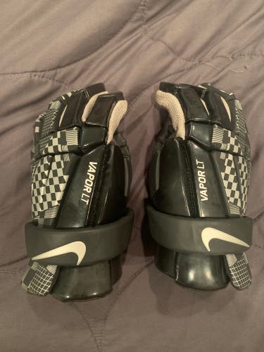 Used Nike 12" Vapor LT Lacrosse Gloves