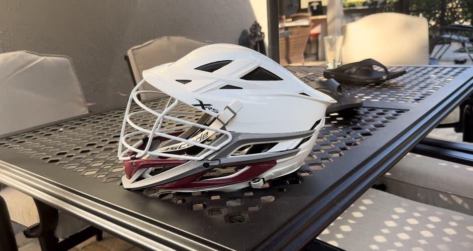 White Cascade XRS Lacrosse Helmet